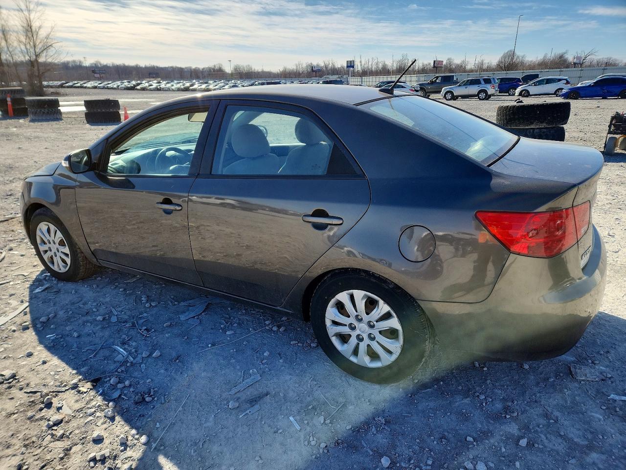 2010 KIA FORTE