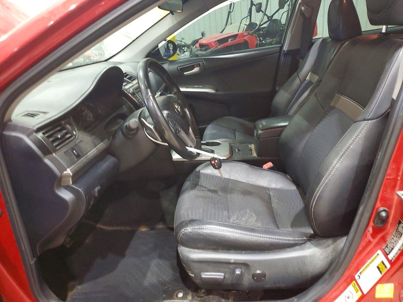 2012 TOYOTA CAMRY