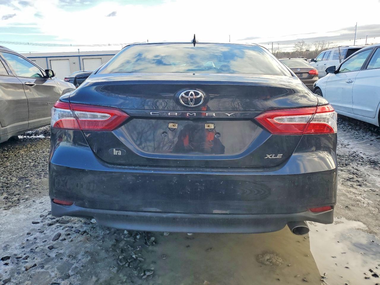 2019 TOYOTA CAMRY
