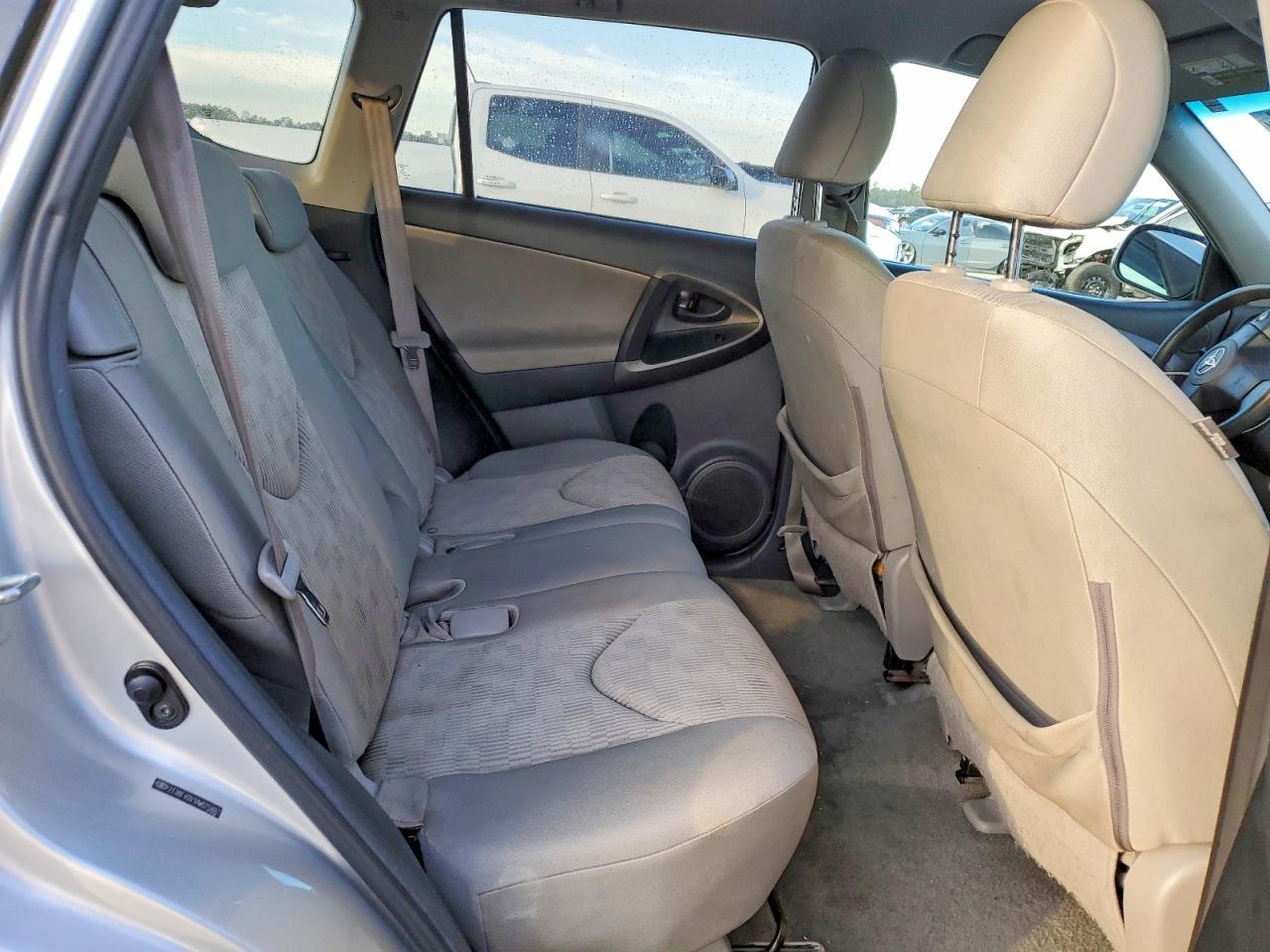 2010 TOYOTA RAV4