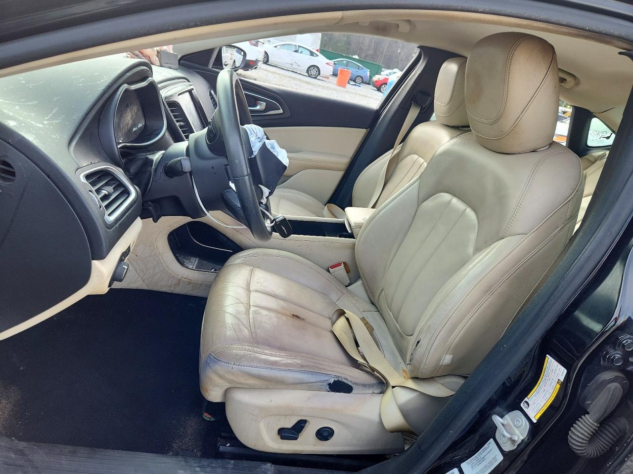 2016 CHRYSLER 200