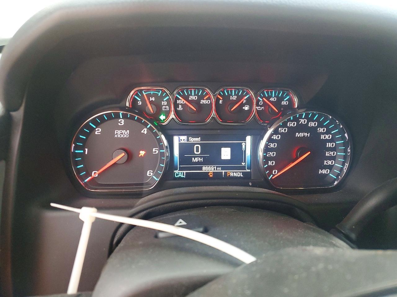 2018 CHEVROLET Suburban