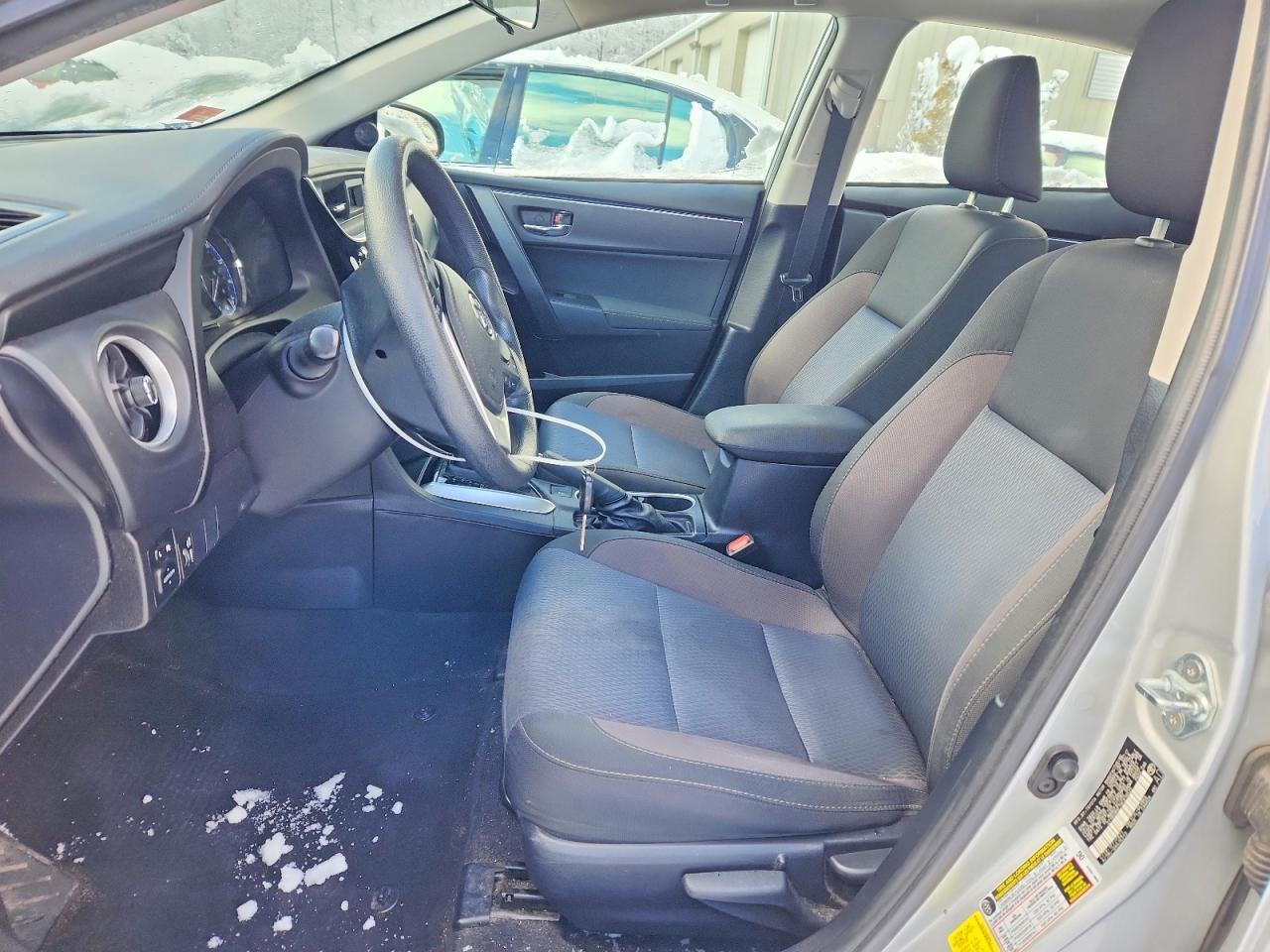 2017 TOYOTA COROLLA
