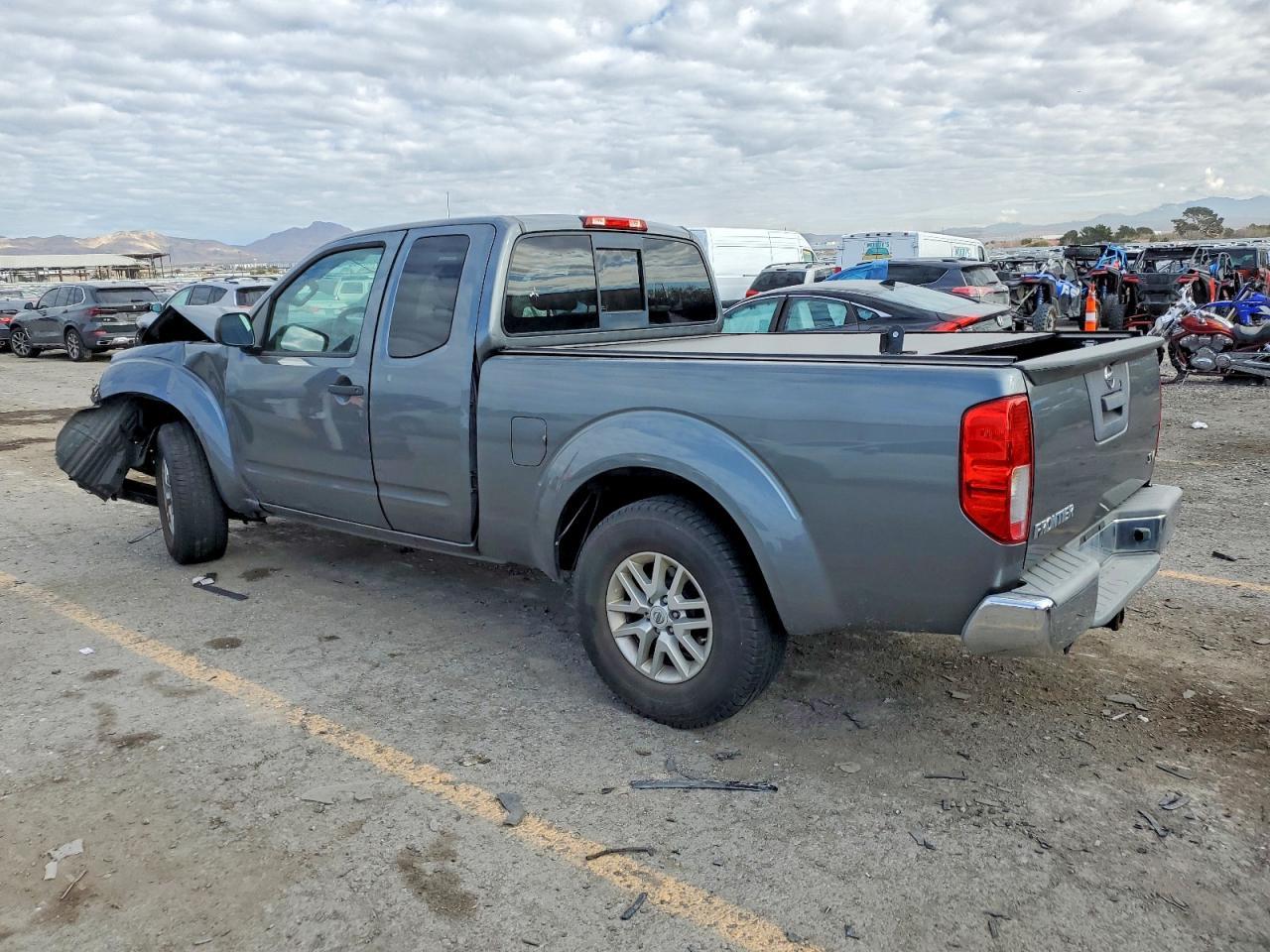 2016 NISSAN Frontier