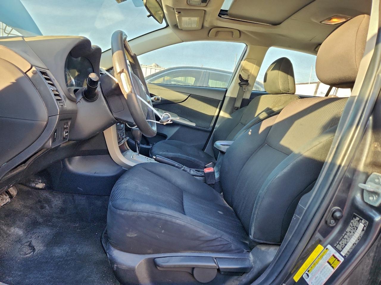 2011 TOYOTA COROLLA