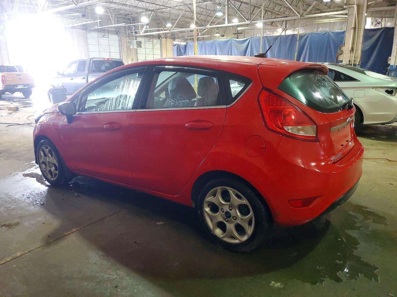 2013 FORD Fiesta