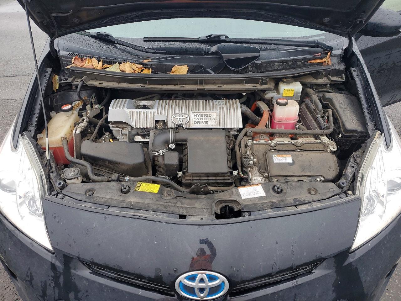 2015 TOYOTA PRIUS