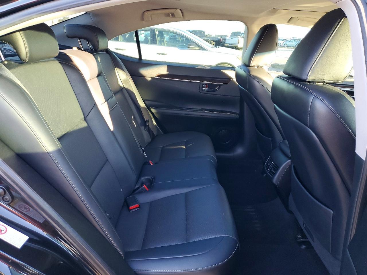 2016 LEXUS ES 350