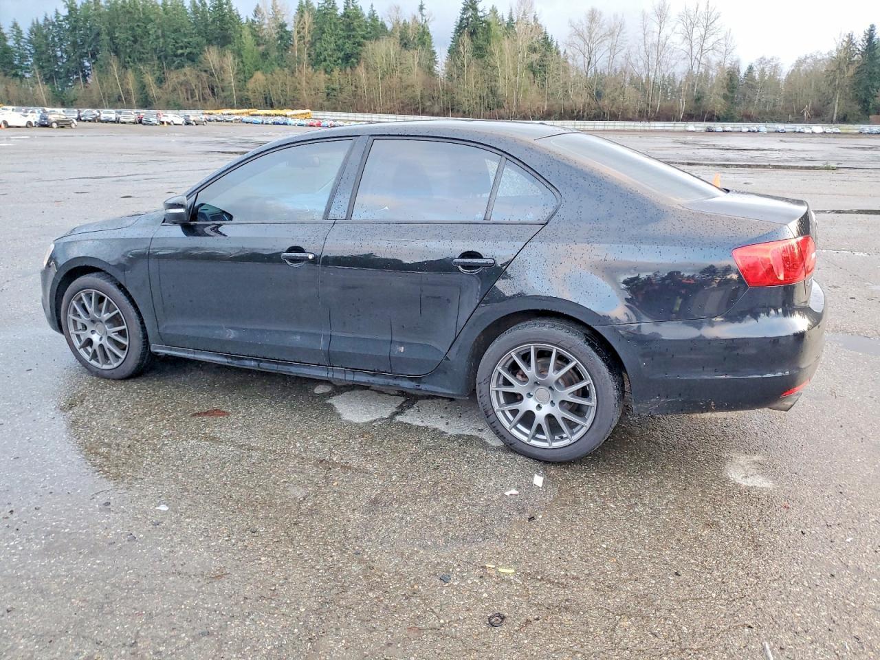 2012 VOLKSWAGEN JETTA