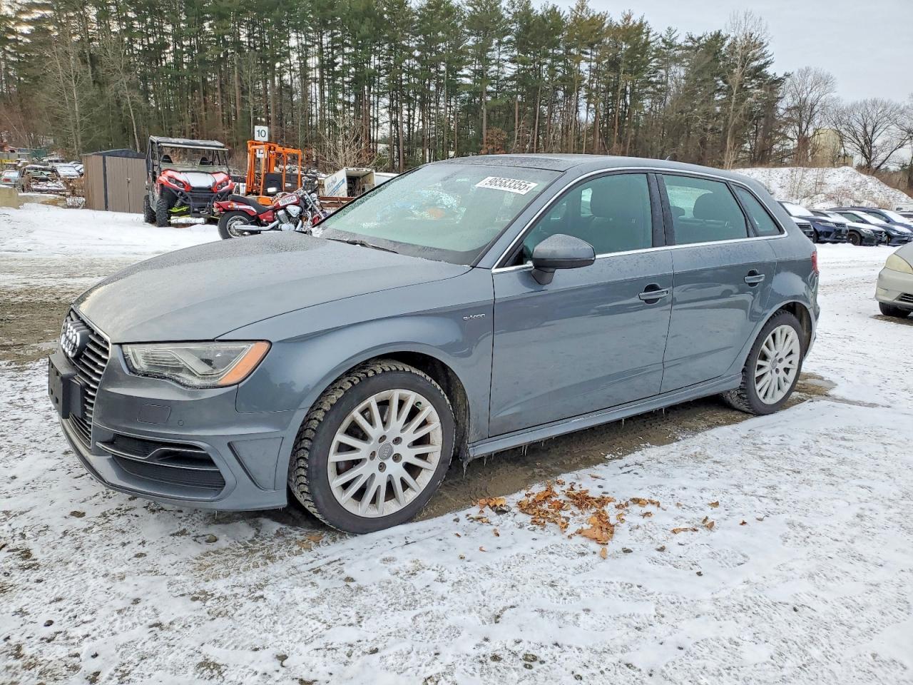 2016 AUDI A3 e-tron