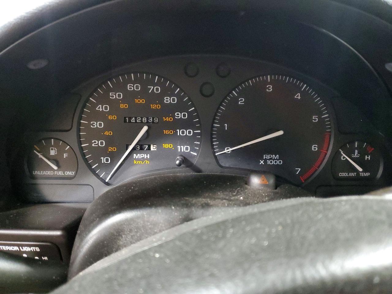 1998 SATURN Sl1