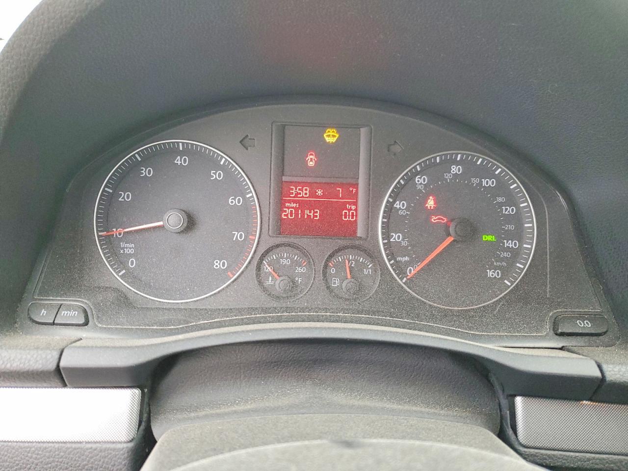 2009 VOLKSWAGEN JETTA