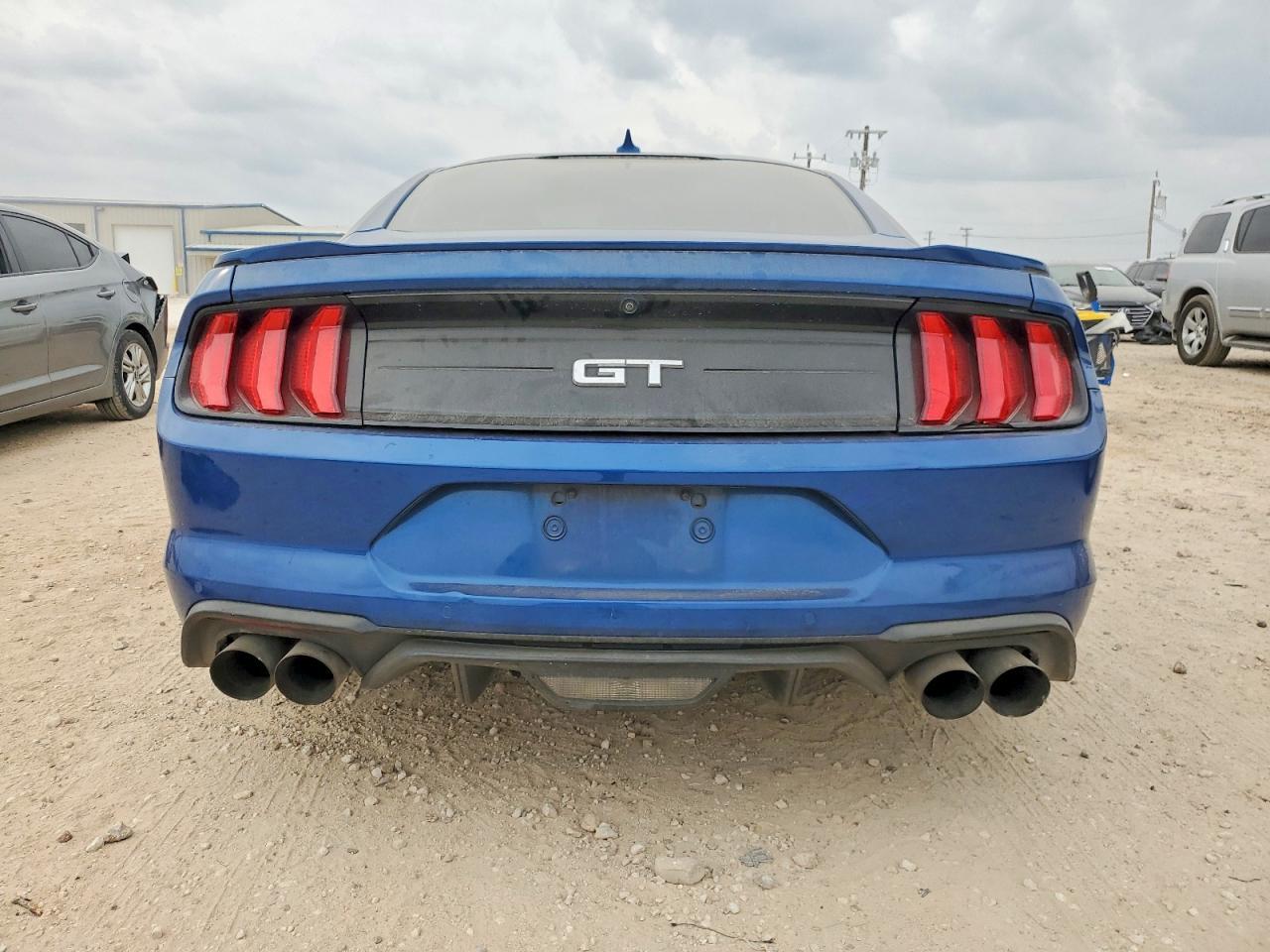 2022 FORD MUSTANG
