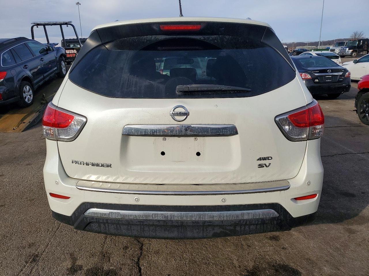 2016 NISSAN PATHFINDER