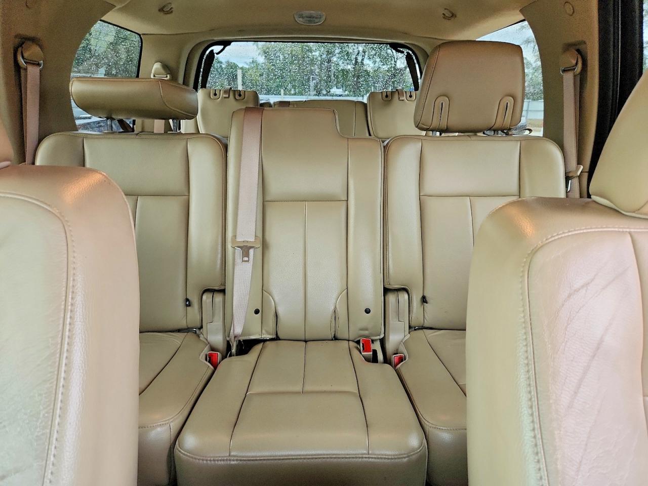 2010 FORD Expedition