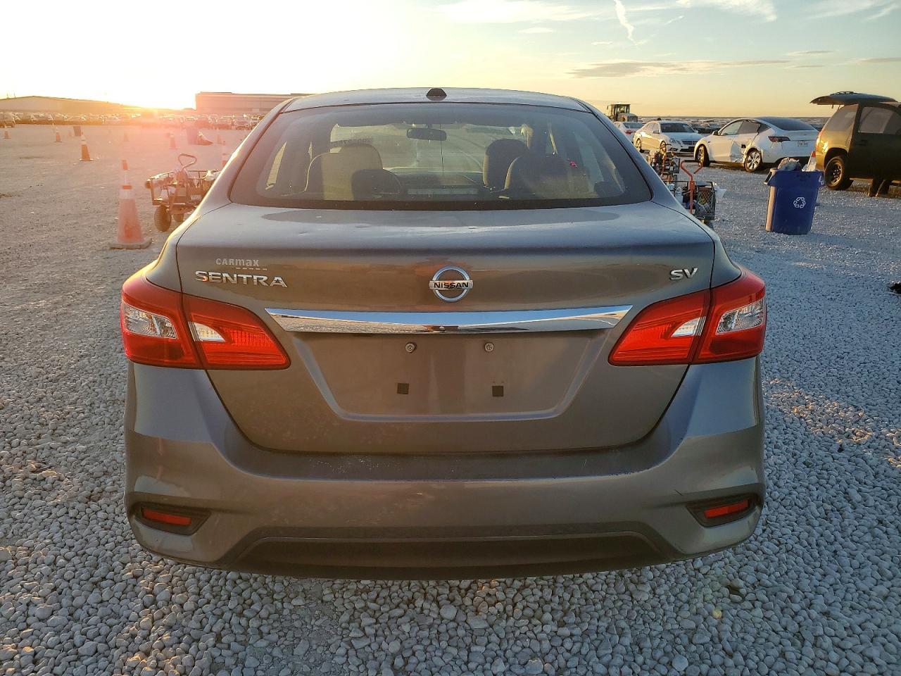 2018 NISSAN
