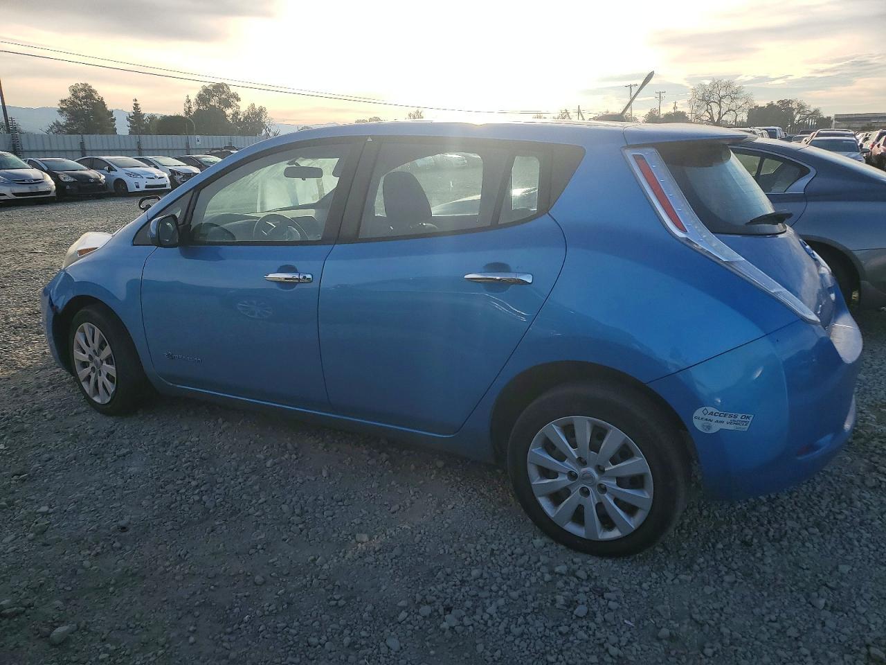2013 NISSAN LEAF