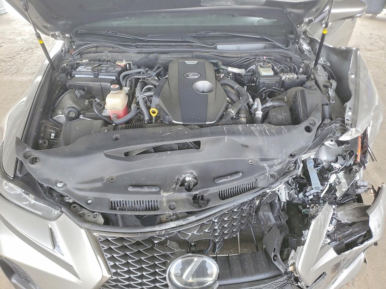 2018 LEXUS IS 300