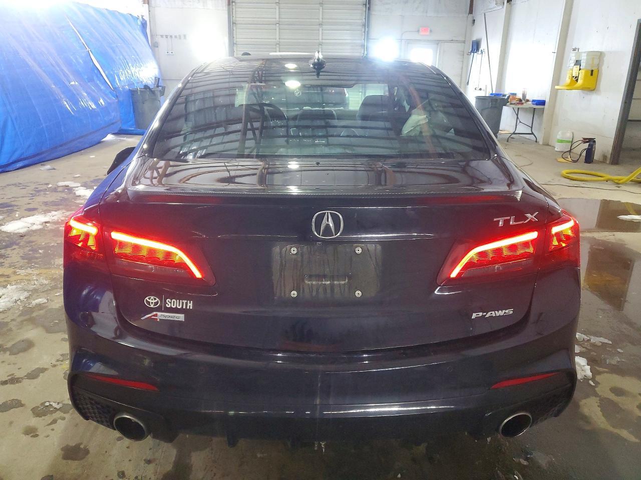 2018 ACURA TLX
