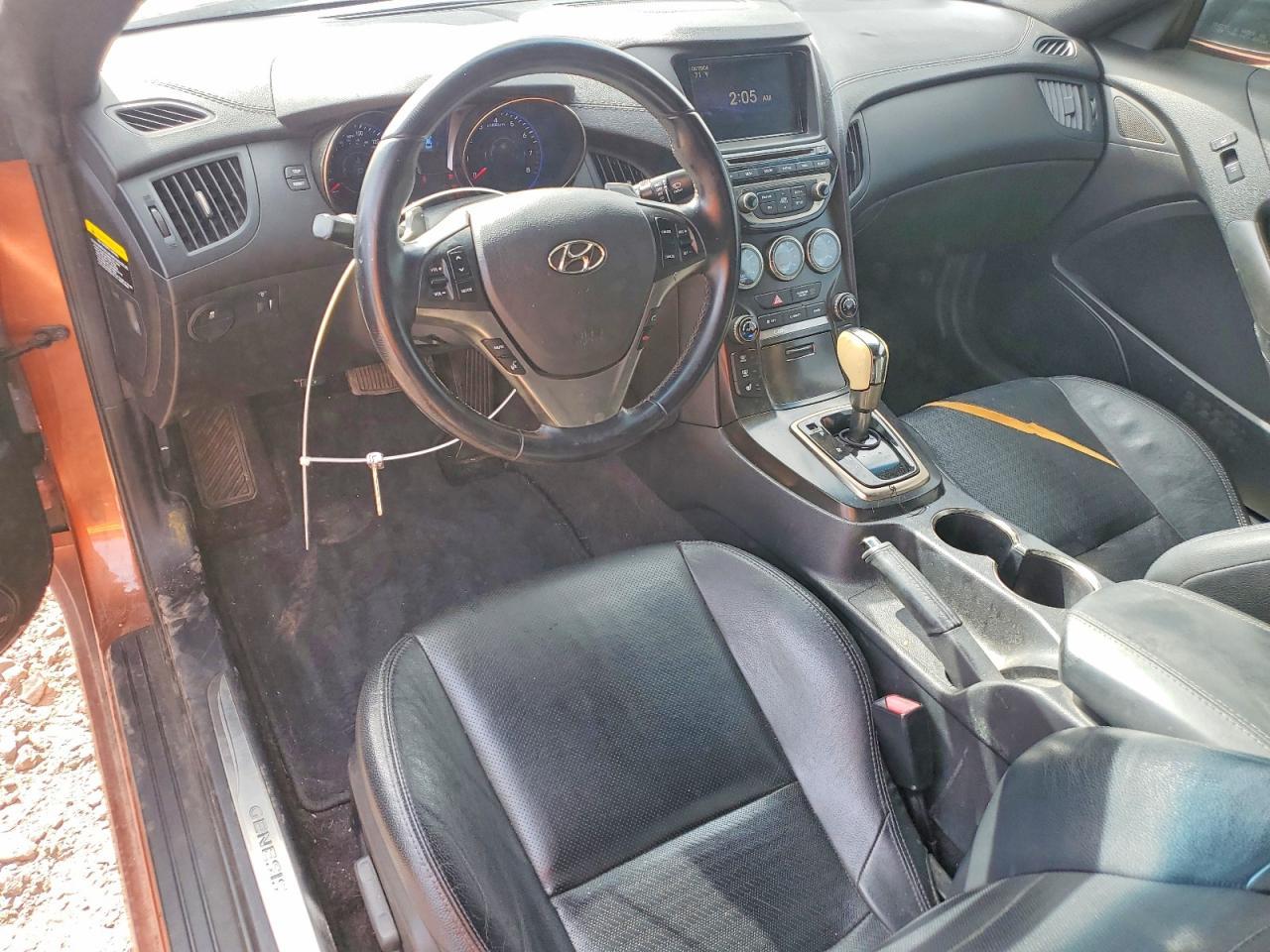 2013 HYUNDAI GENESIS