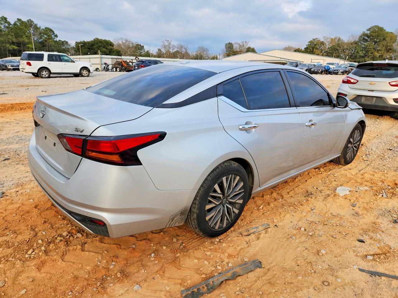 2023 NISSAN ALTIMA
