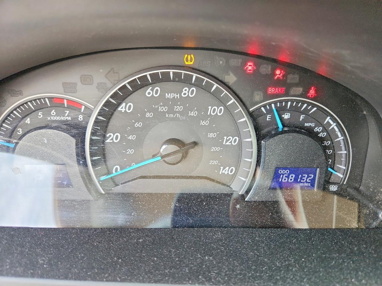 2012 TOYOTA CAMRY