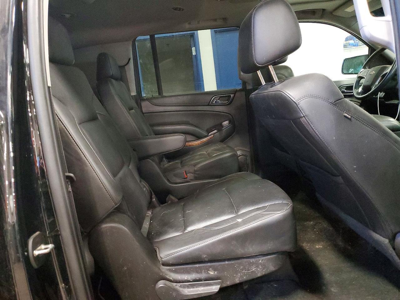 2018 CHEVROLET Suburban