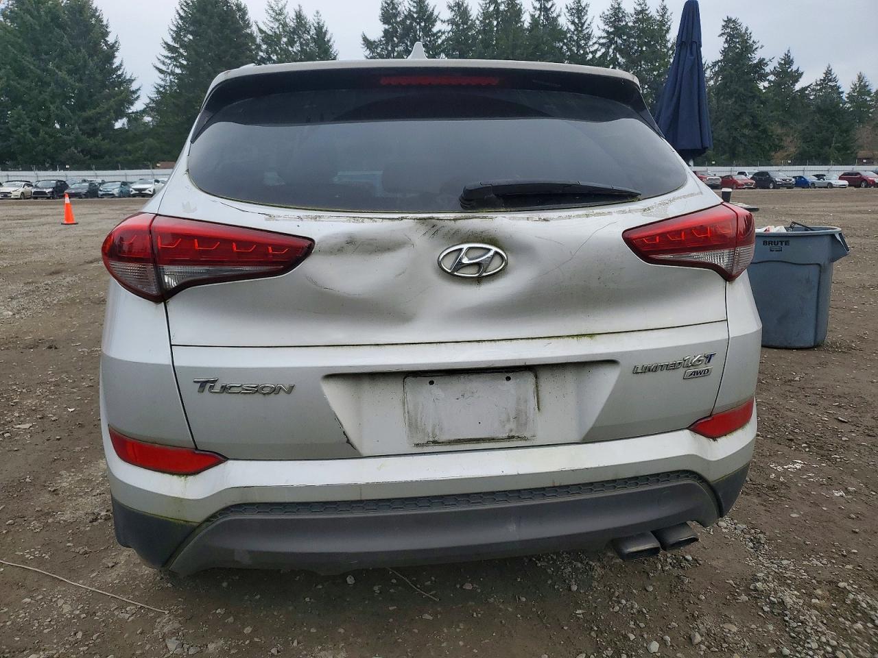 2016 HYUNDAI TUCSON