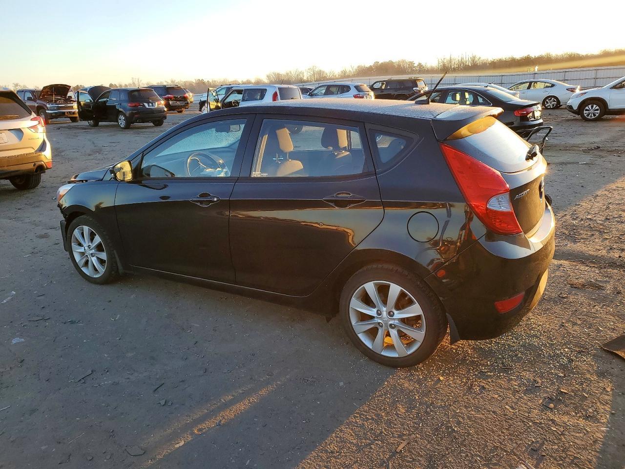 2014 HYUNDAI ACCENT
