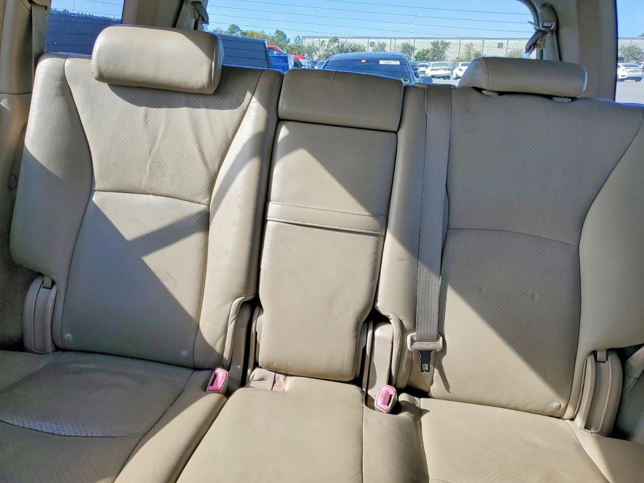 2005 TOYOTA HIGHLANDER