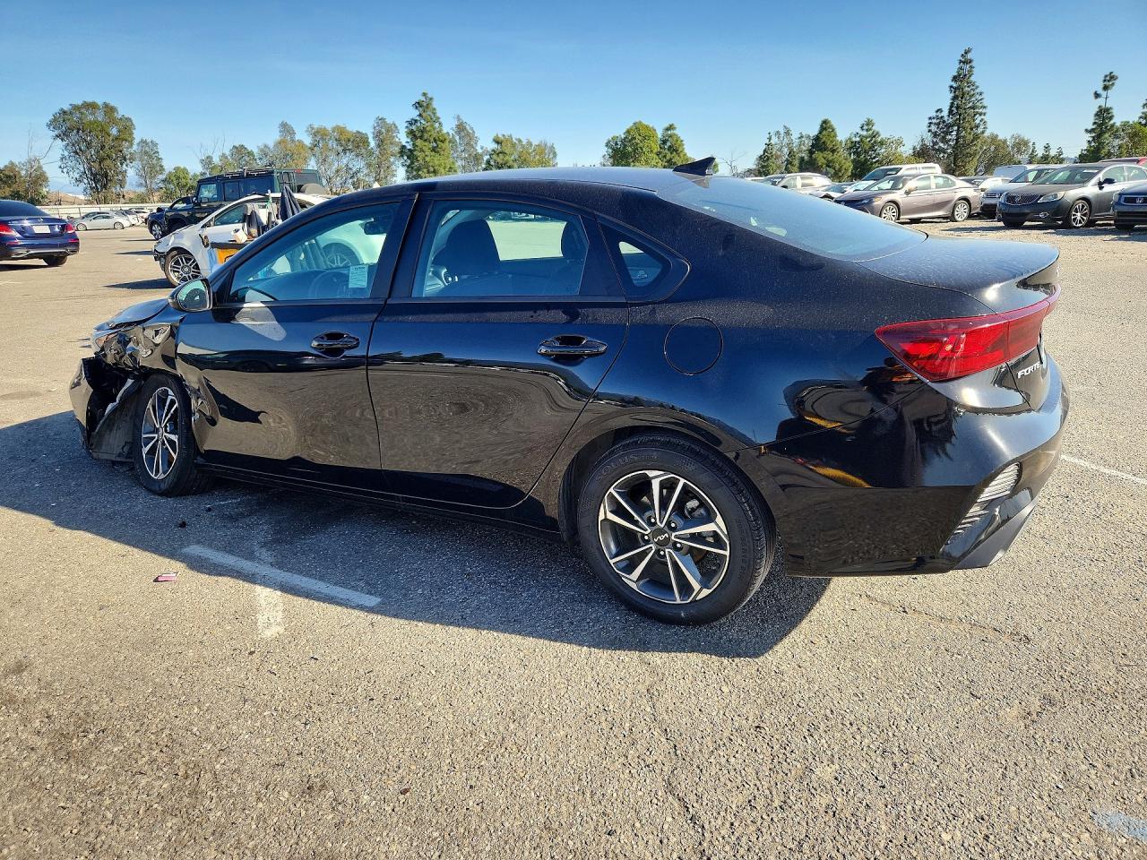 2023 KIA FORTE