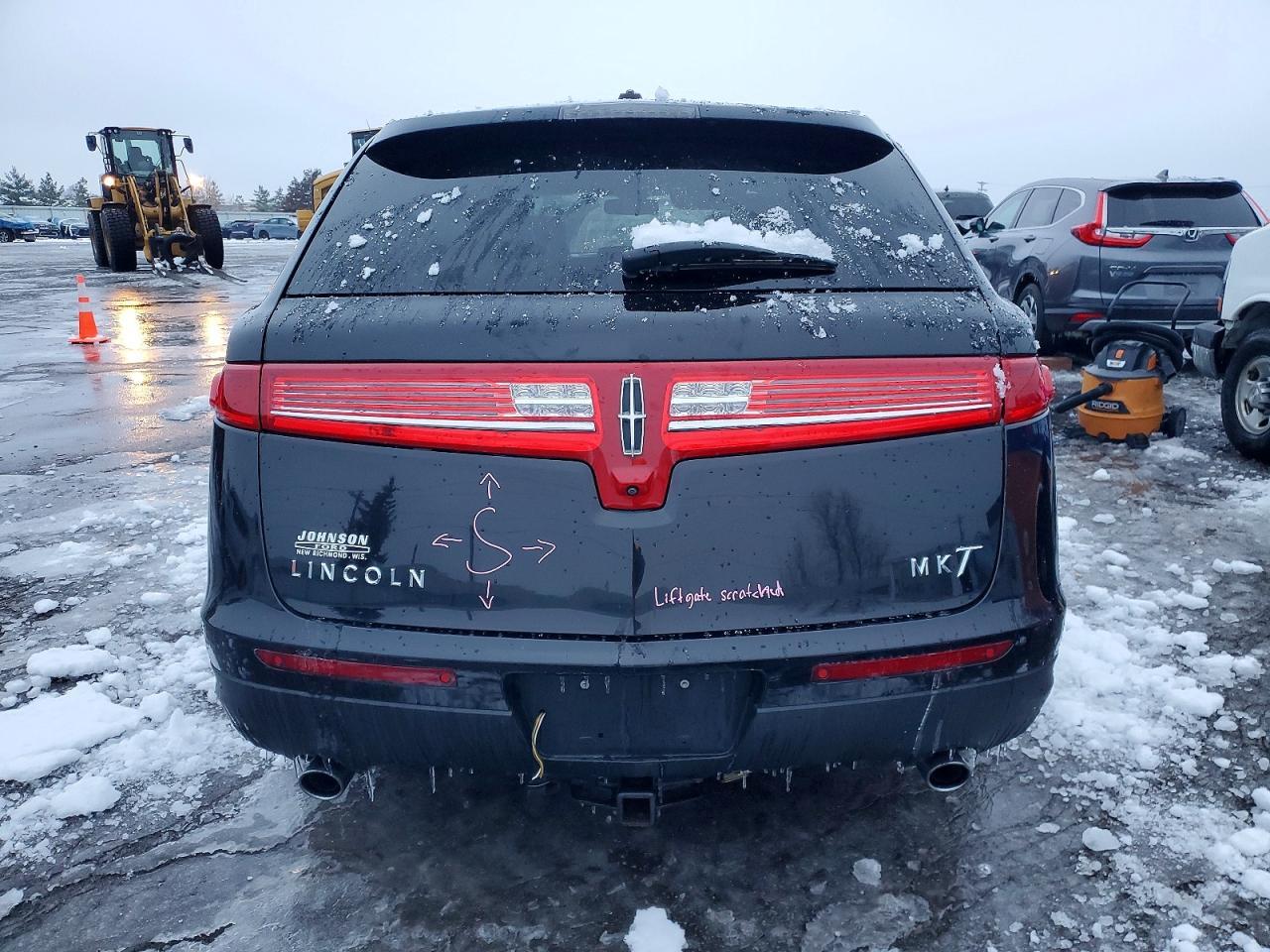 2019 LINCOLN MKT