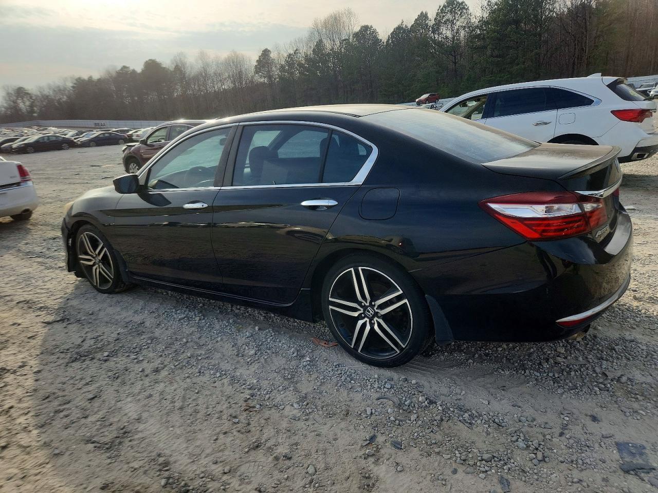 2016 HONDA ACCORD