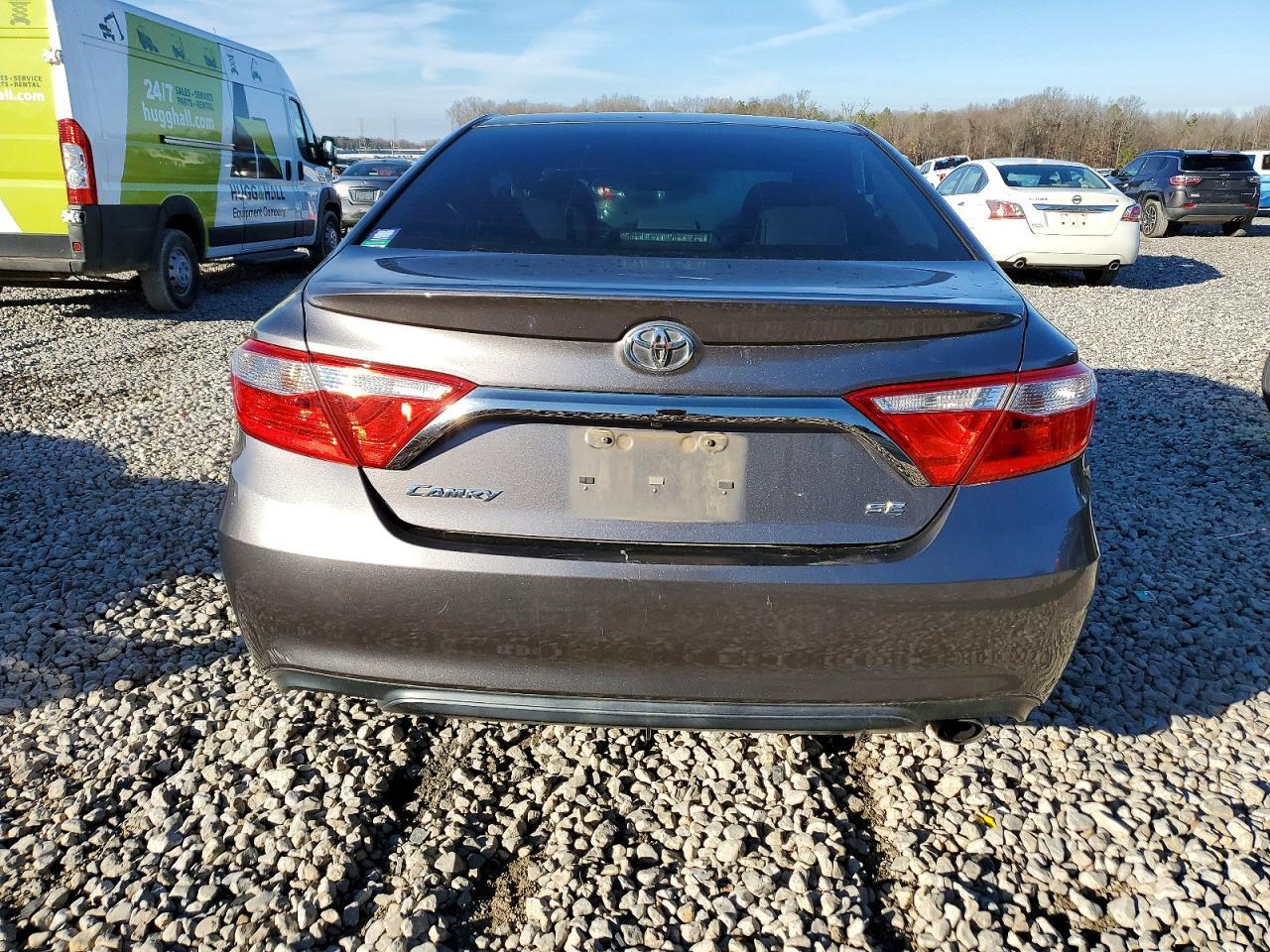 2015 TOYOTA CAMRY