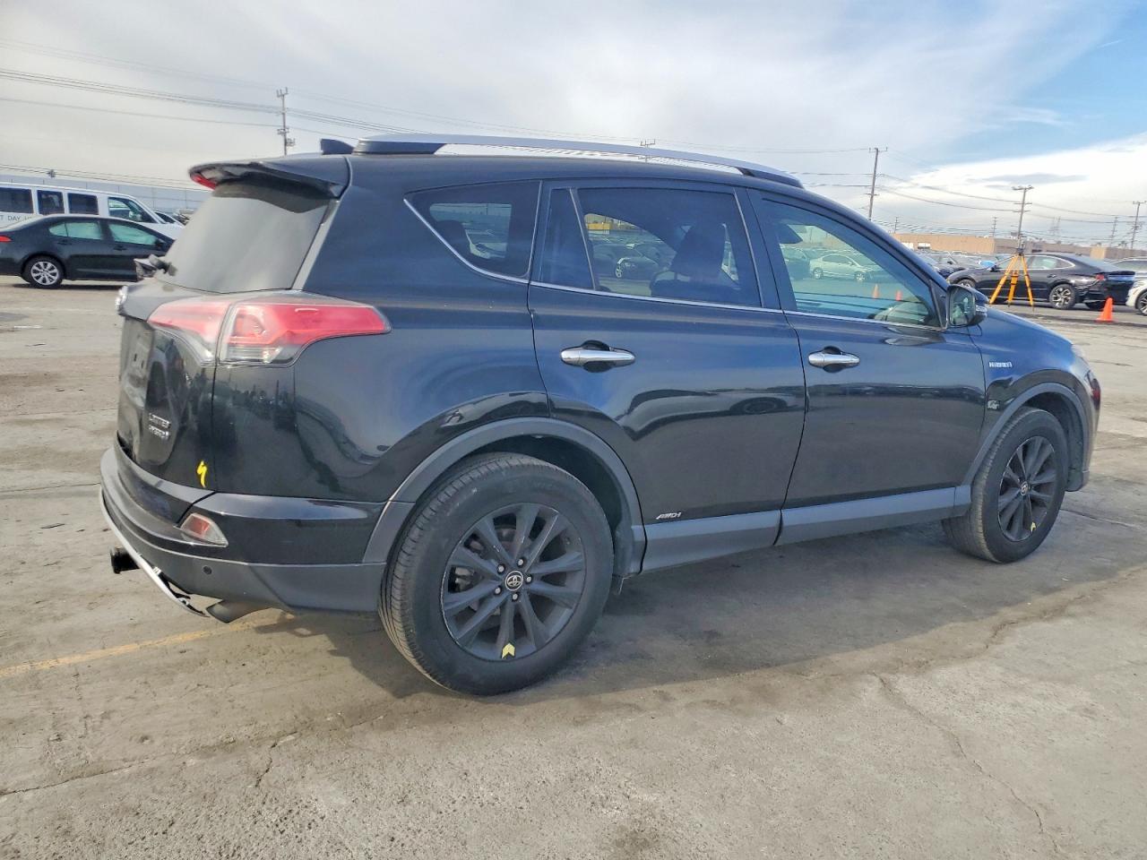 2016 TOYOTA RAV4