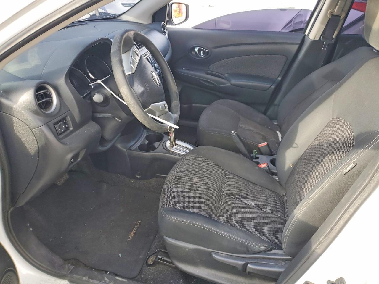 2016 NISSAN VERSA