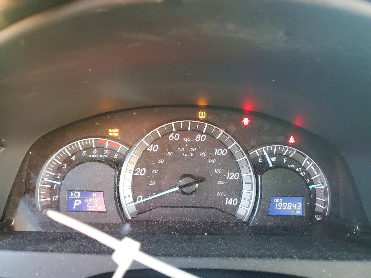 2012 TOYOTA CAMRY