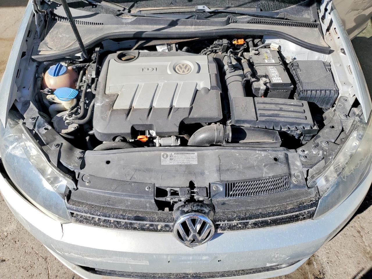 2011 VOLKSWAGEN JETTA