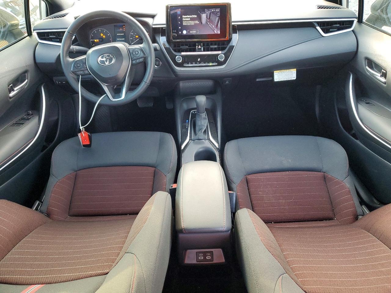 2025 TOYOTA COROLLA