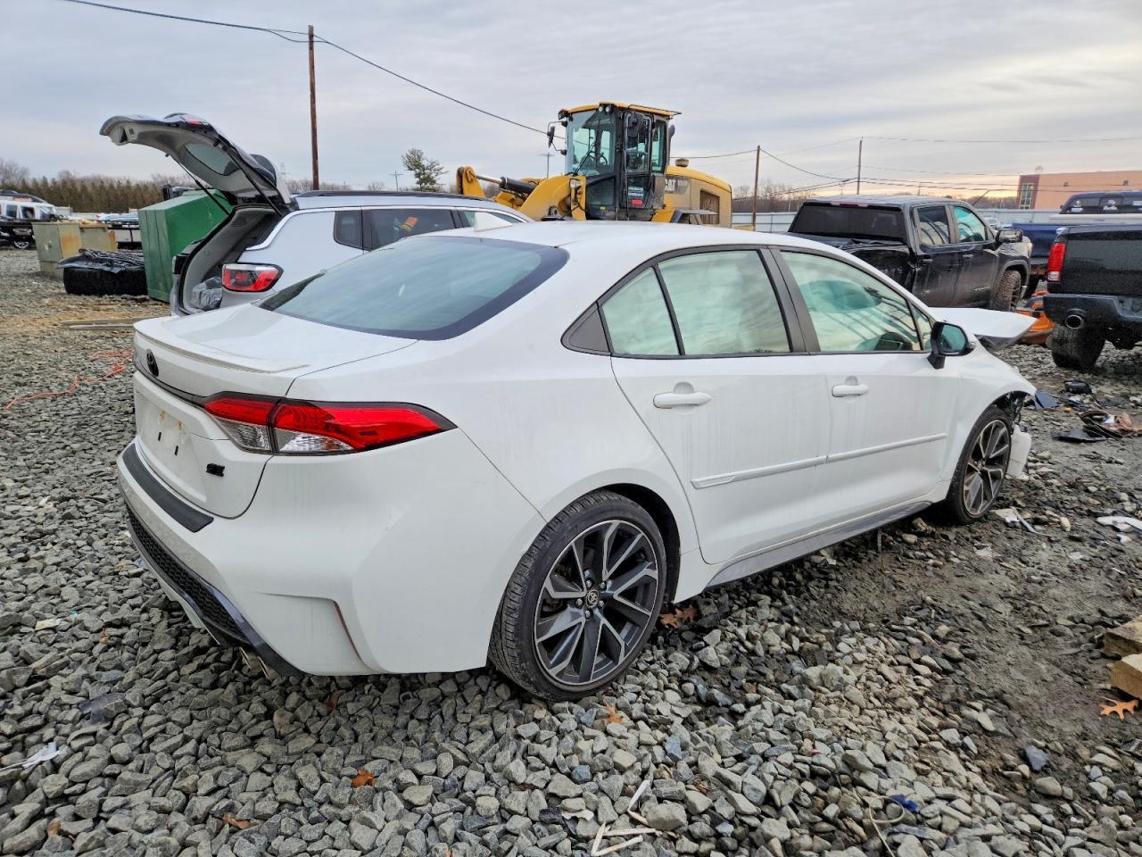 2021 TOYOTA COROLLA
