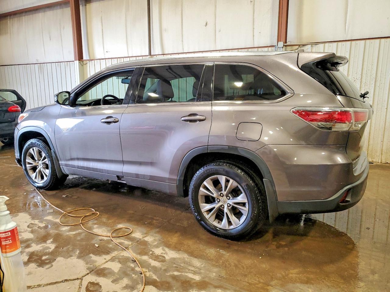 2015 TOYOTA HIGHLANDER