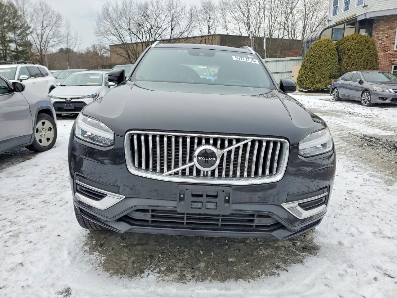 2021 VOLVO XC90
