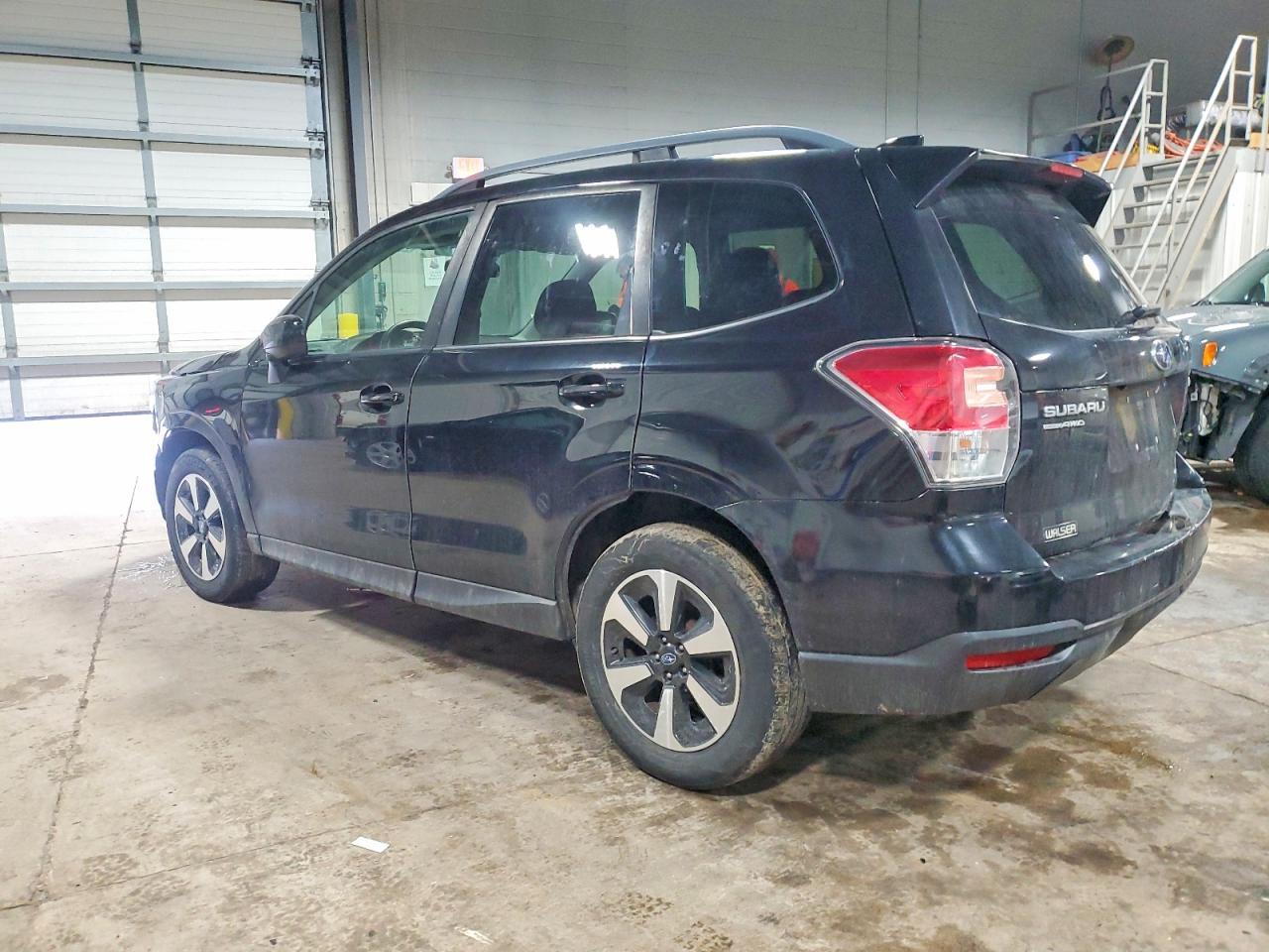 2017 SUBARU FORESTER