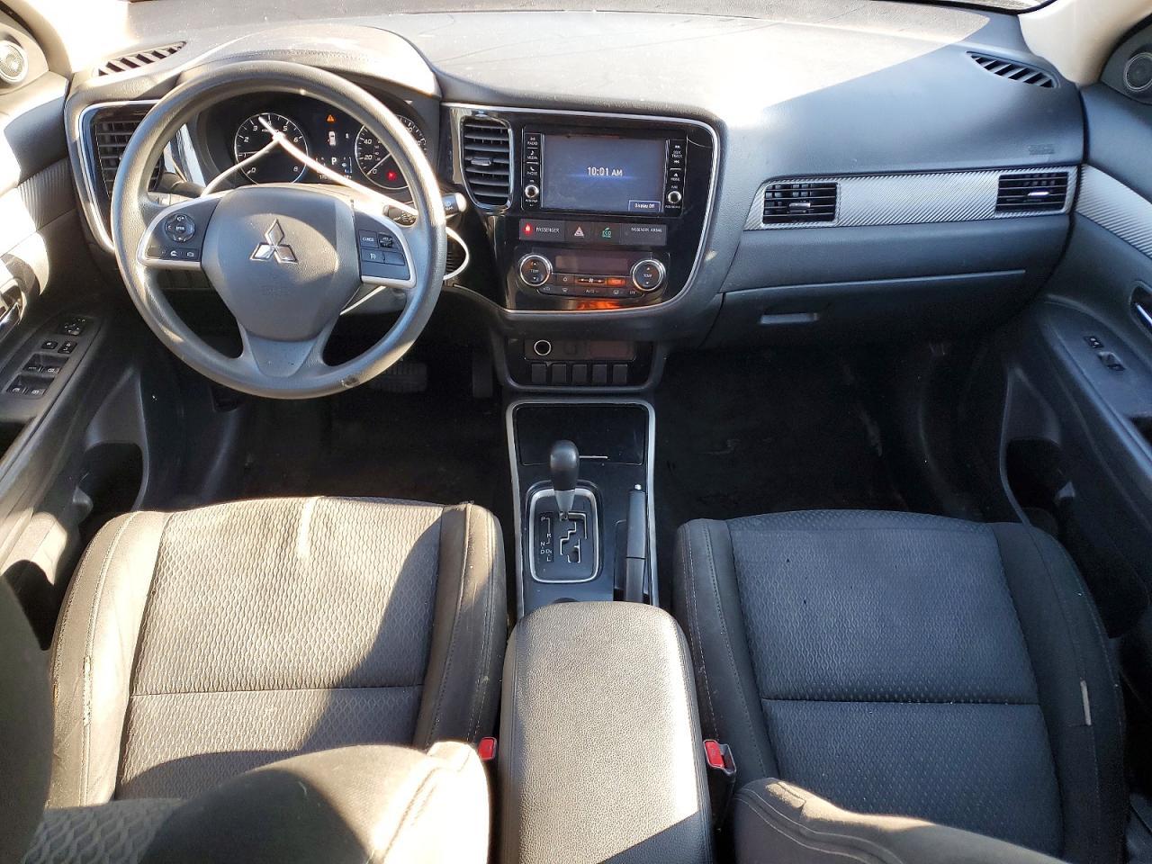 2018 MITSUBISHI outlander