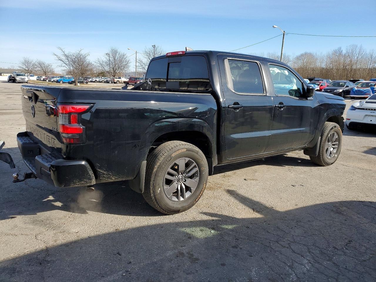 2025 NISSAN Frontier