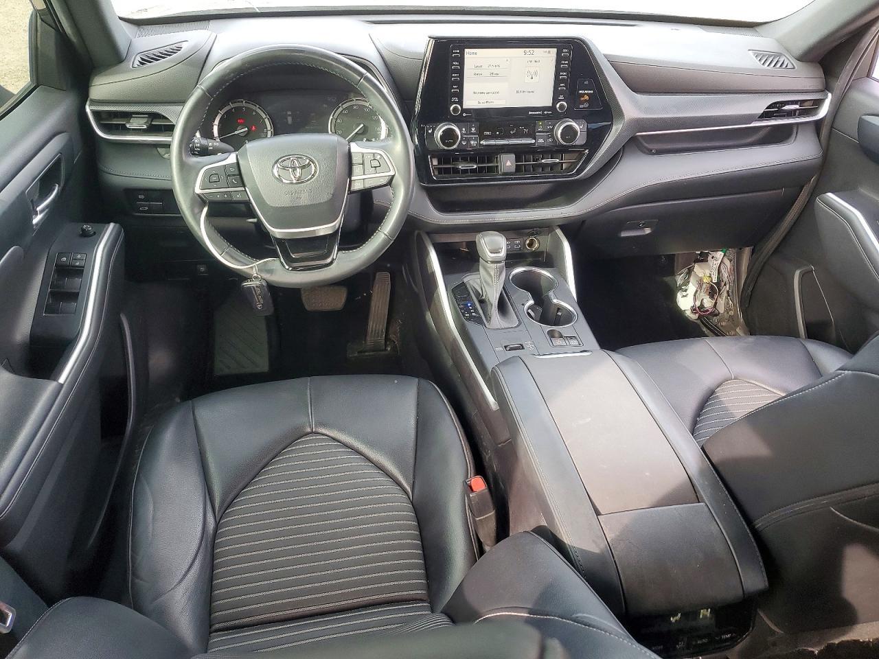 2022 TOYOTA HIGHLANDER