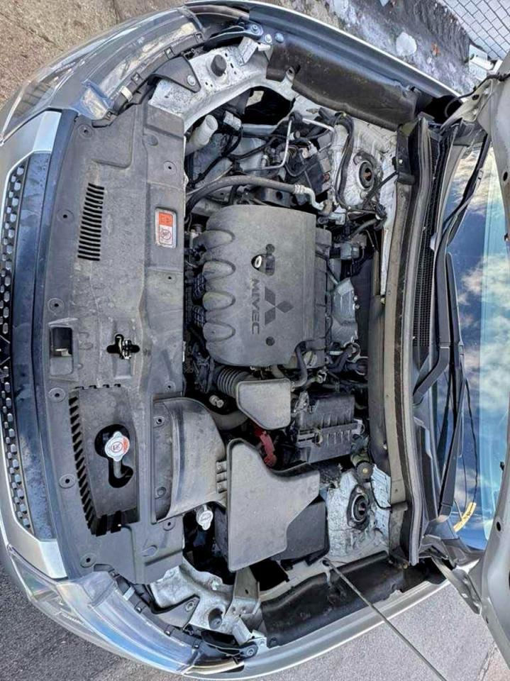 2019 MITSUBISHI outlander