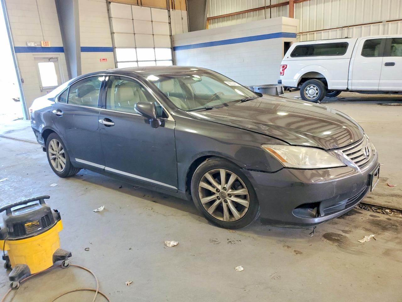 2011 LEXUS ES 350
