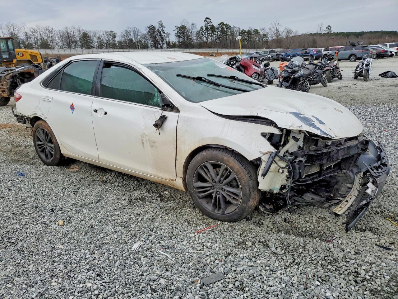 2015 TOYOTA CAMRY