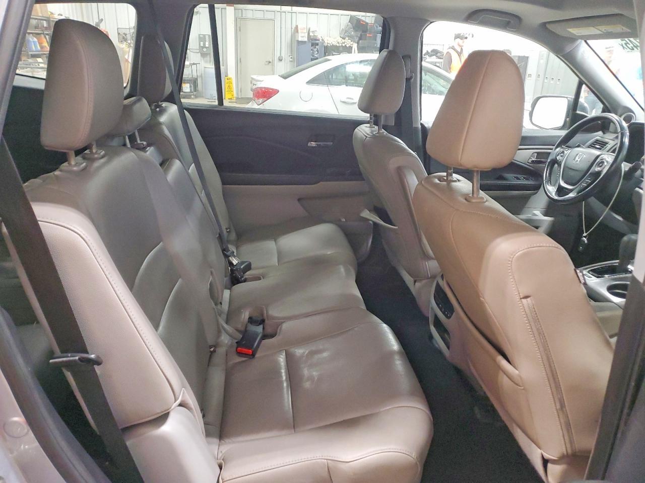 2017 HONDA PILOT